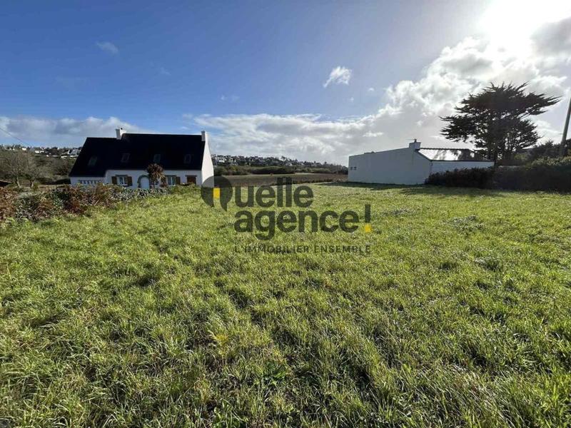 Terrain constructible - 1 560 m²