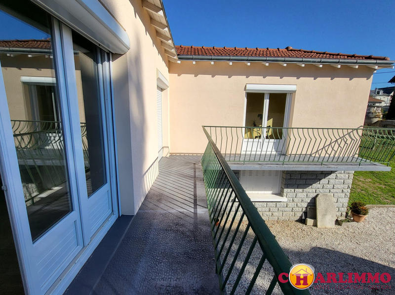 Maison traditionnelle - 99 m² - 5 pièces