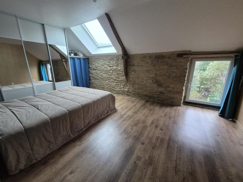 Maison en pierre - 190 m² - 7 pièces