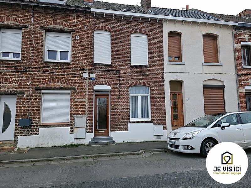Maison - 75 m² - 5 pièces