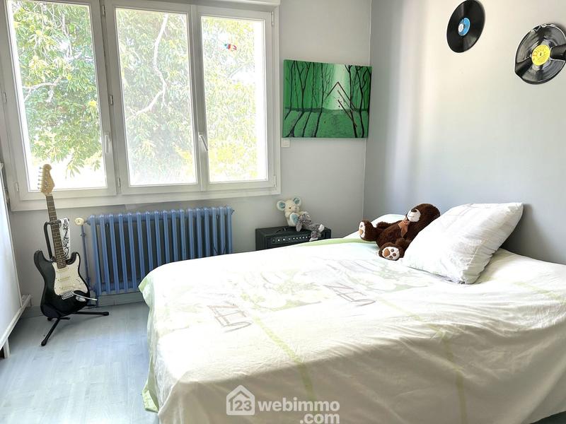 Maison - 214 m² - 7 pièces