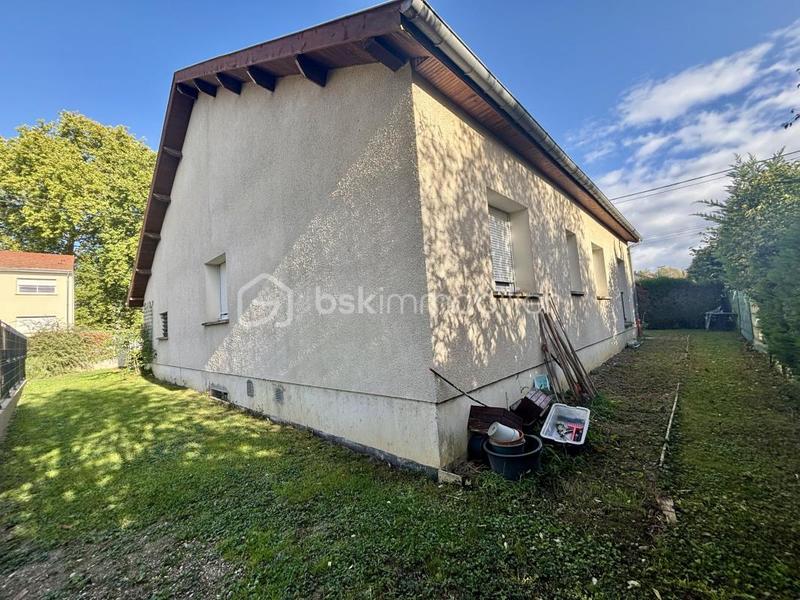 Maison - 187 m² - 7 pièces