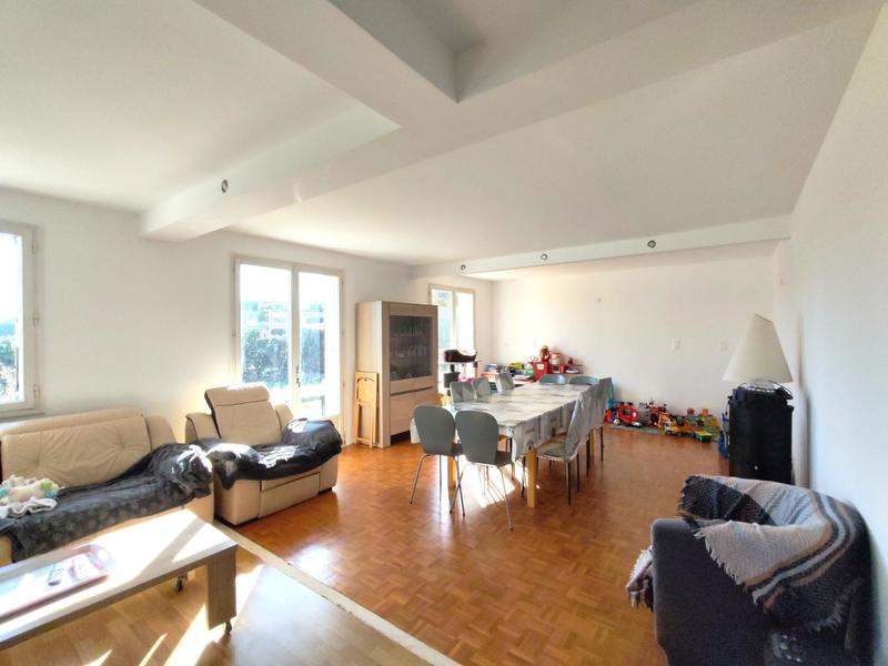 Maison - 140 m² - 7 pièces