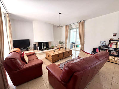 Maison - 212 m² - 8 pièces