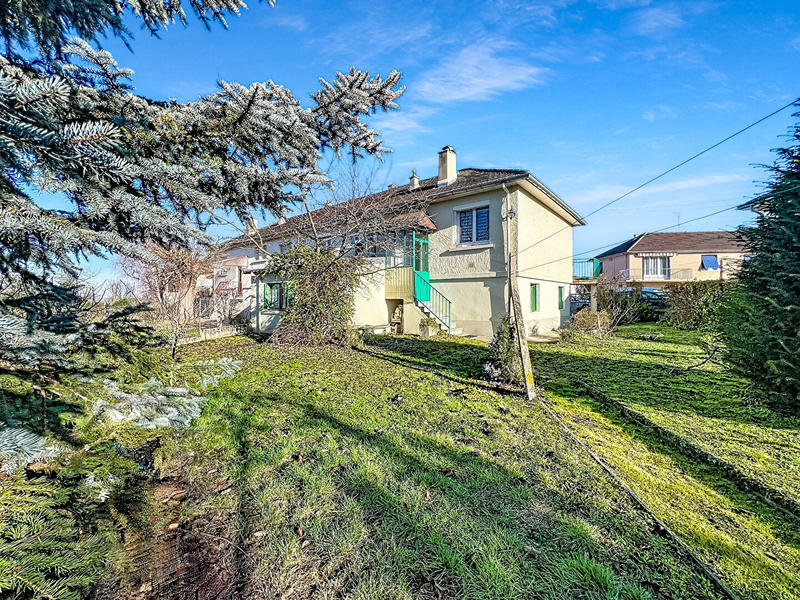 Maison - 91 m² - 5 pièces