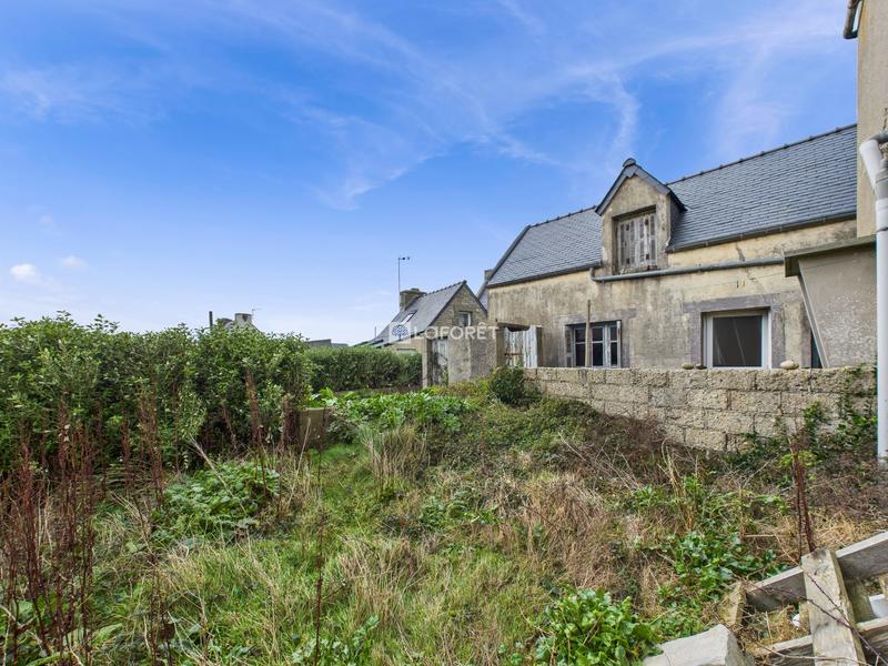 Maison - 88 m² - 9 pièces