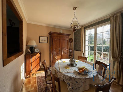 Maison - 127 m² - 5 pièces