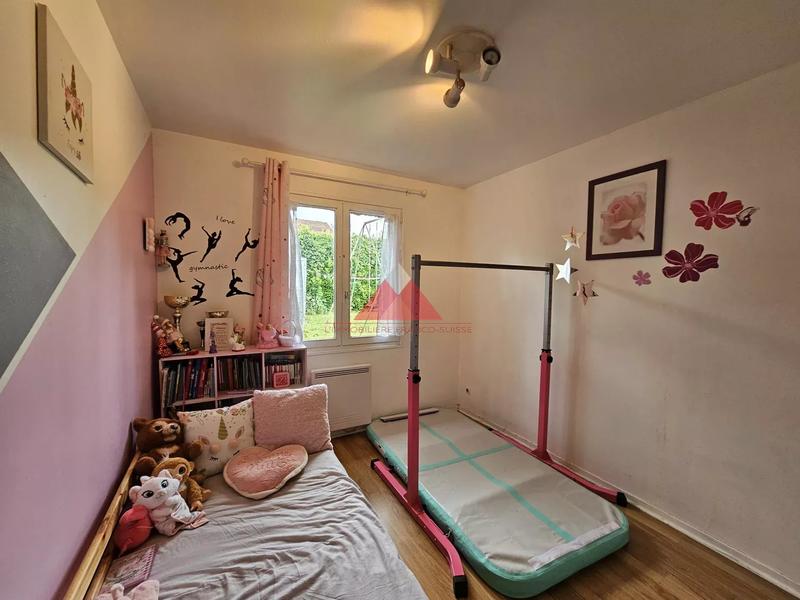 Maison - 98 m² - 5 pièces