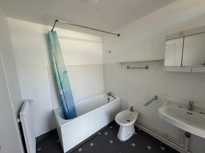 Appartement - 82 m² - 4 pièces