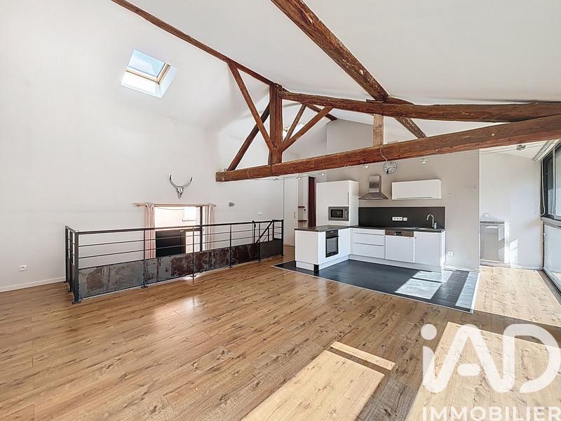 Appartement - 90 m² - 3 pièces