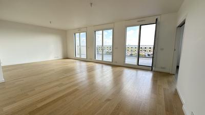 Appartement - 120 m² - 4 pièces