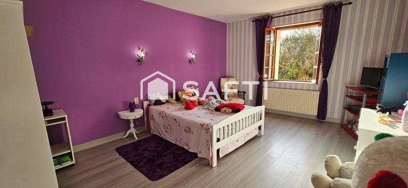 Maison - 410 m² - 11 pièces