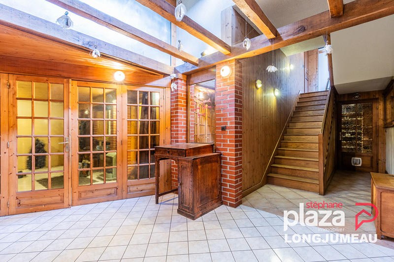 Maison - 297 m² - 8 pièces