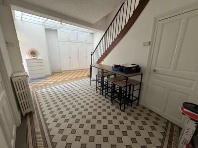 Appartement - 152 m² - 2 pièces