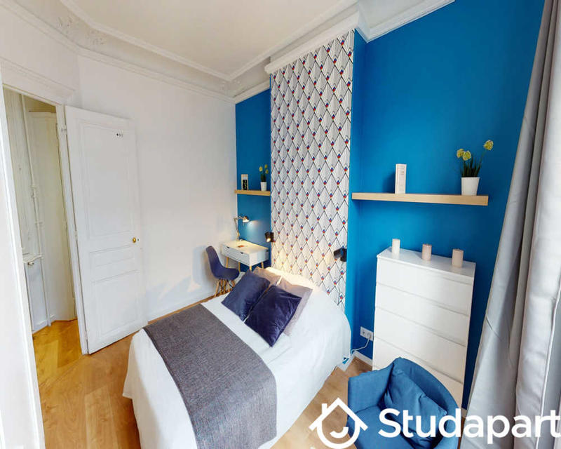 Chambre - 90 m² - 1 pièce