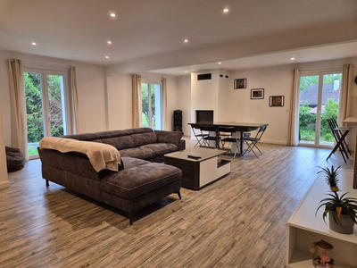 Maison - 160 m² - 6 pièces