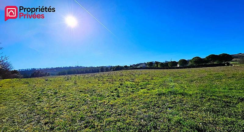Terrain constructible - 13 424 m²