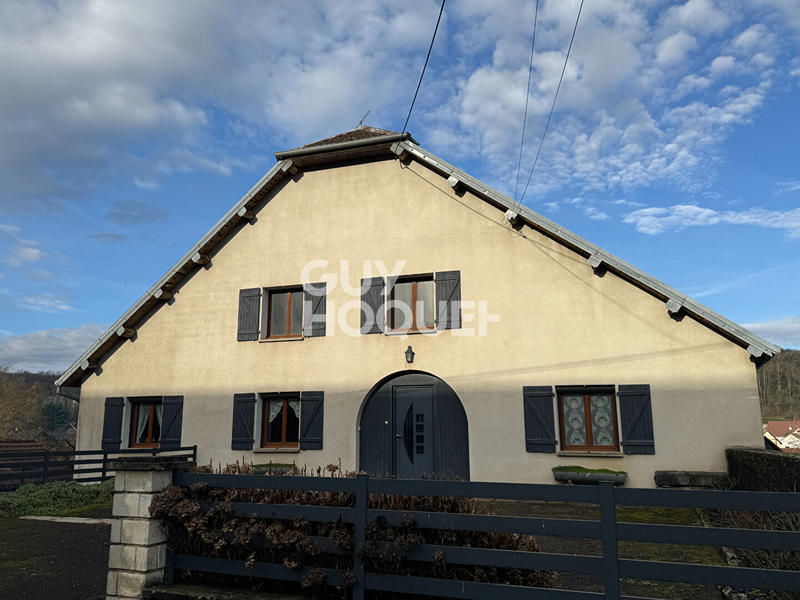 Maison - 131 m² - 6 pièces