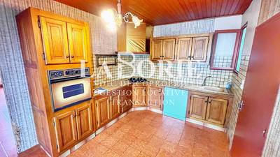 Maison - 110 m² - 5 pièces