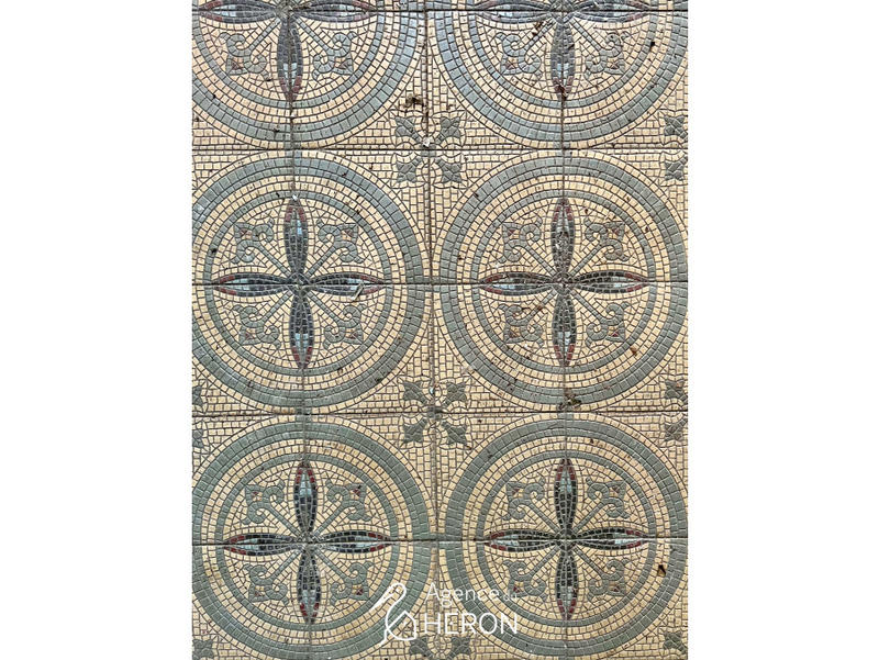 Maison - 470 m² - 19 pièces