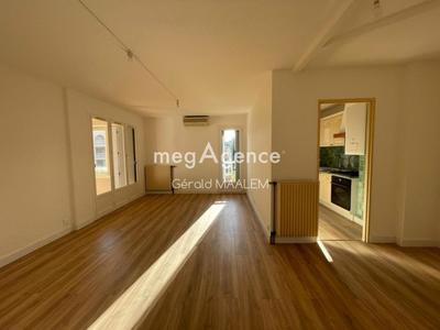 Appartement - 66 m² - 3 pièces