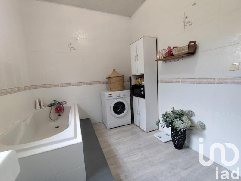 Maison - 200 m² - 5 pièces