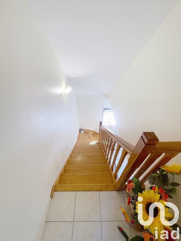 Maison - 98 m² - 5 pièces