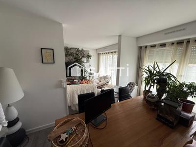 Appartement - 87 m² - 3 pièces