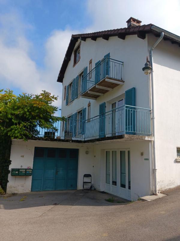 Maison - 199 m² - 11 pièces