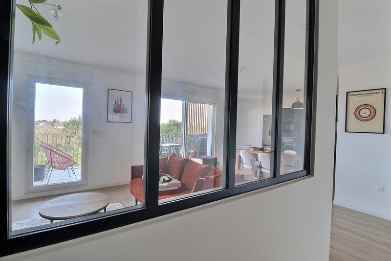 Appartement - 64 m² - 3 pièces