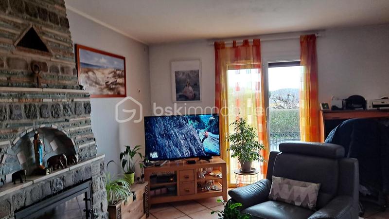 Maison traditionnelle - 97 m² - 4 pièces