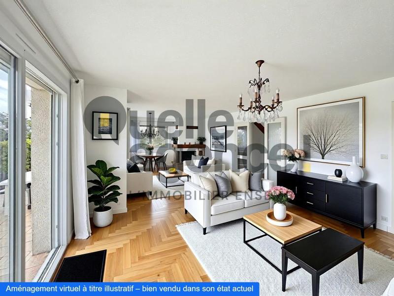 Maison - 140 m² - 8 pièces