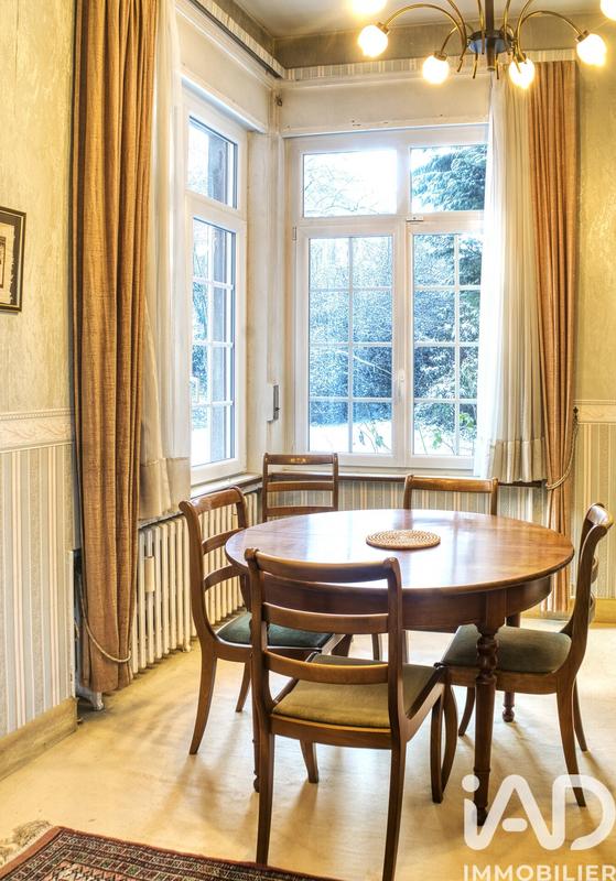 Maison - 181 m² - 7 pièces