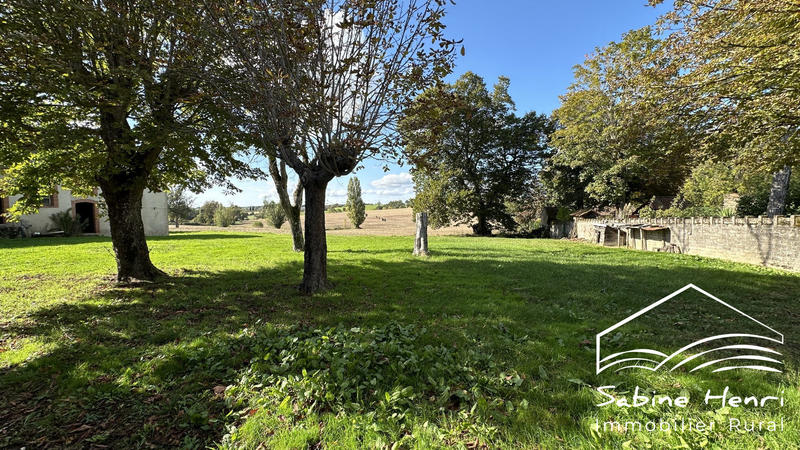 Maison ancienne - 215 m² - 8 pièces