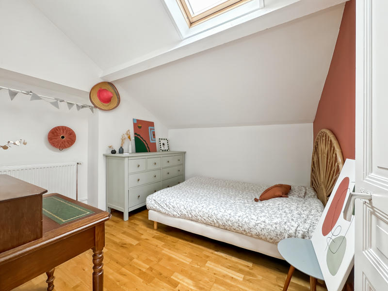 Maison - 172 m² - 8 pièces