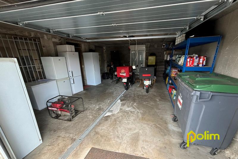 Fonds de commerce - Magasins - 75 m²