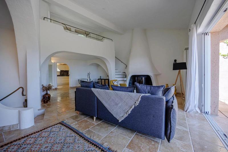 Maison - 205 m² - 6 pièces