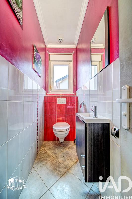 Maison - 97 m² - 5 pièces