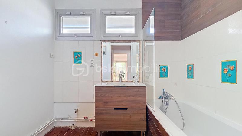 Maison - 121 m² - 5 pièces