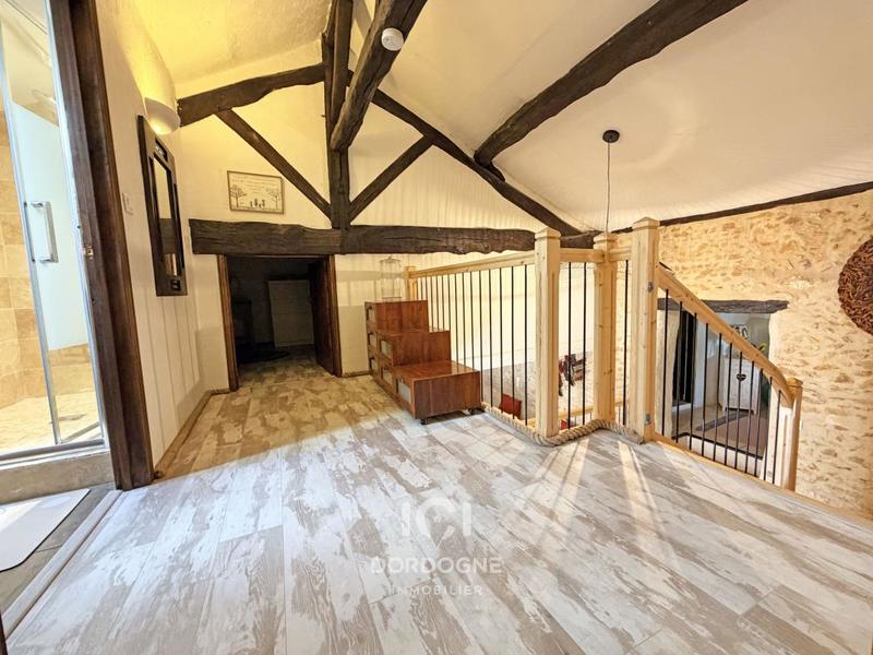 Maison - 263 m² - 8 pièces