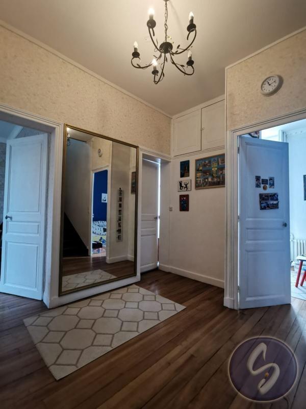 Maison - 177 m² - 8 pièces