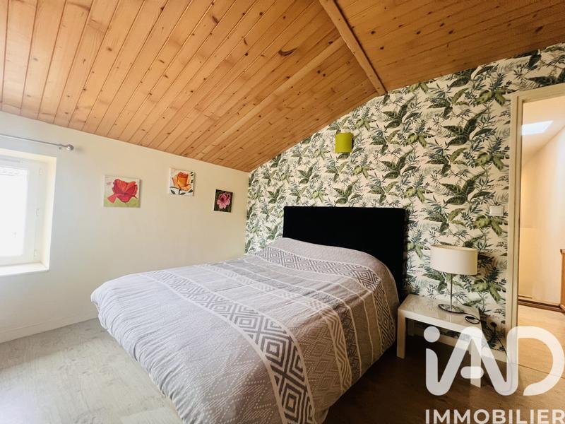 Maison - 202 m² - 6 pièces