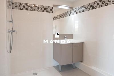 Studio - 27 m² - 1 pièce