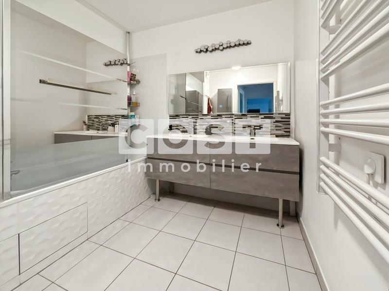 Appartement - 63 m² - 3 pièces