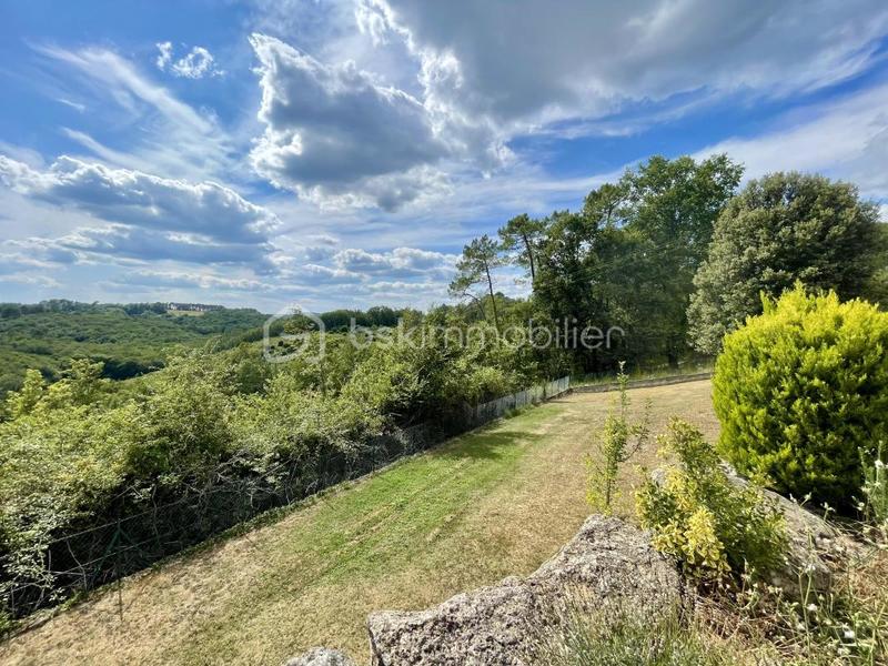 Maison traditionnelle - 121 m² - 6 pièces