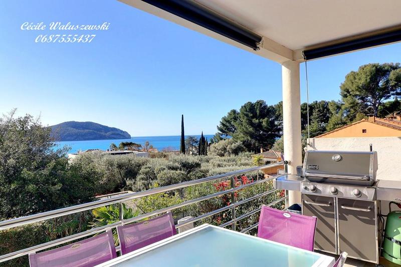 Demeure - 220 m² - 7 pièces