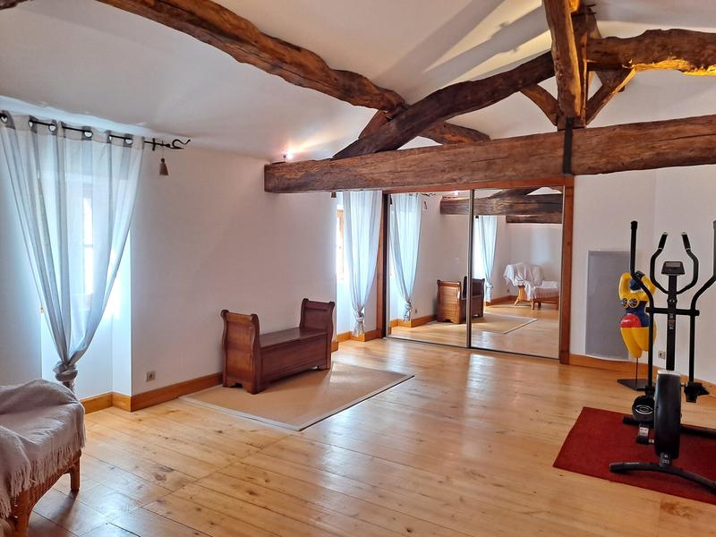 Maison - 175 m² - 6 pièces