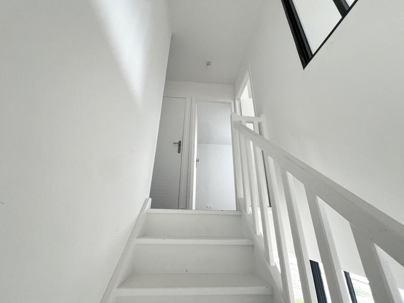 Maison - 101 m² - 6 pièces