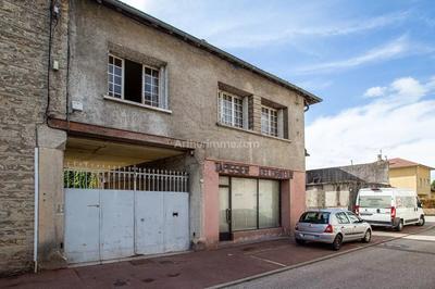 Immeuble - 156 m² - 7 pièces