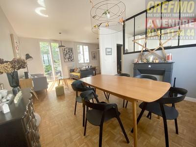 Maison - 140 m² - 5 pièces